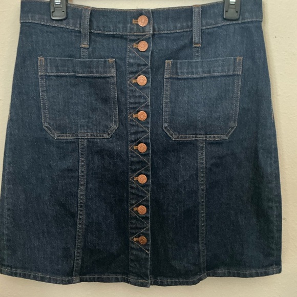 Madewell Blue Jeans Classic Fit - Picture 2 of 4